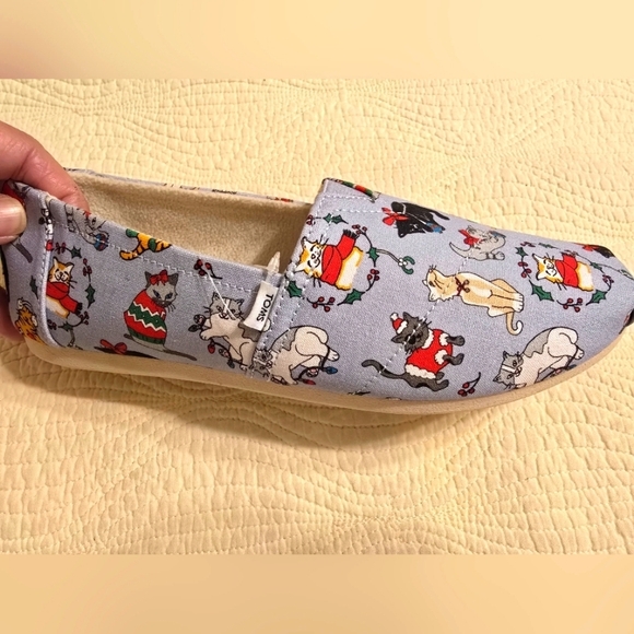 NWT Toms Ladies Belmont Holiday Cats Cozy Slip On Shoe - Picture 7 of 7